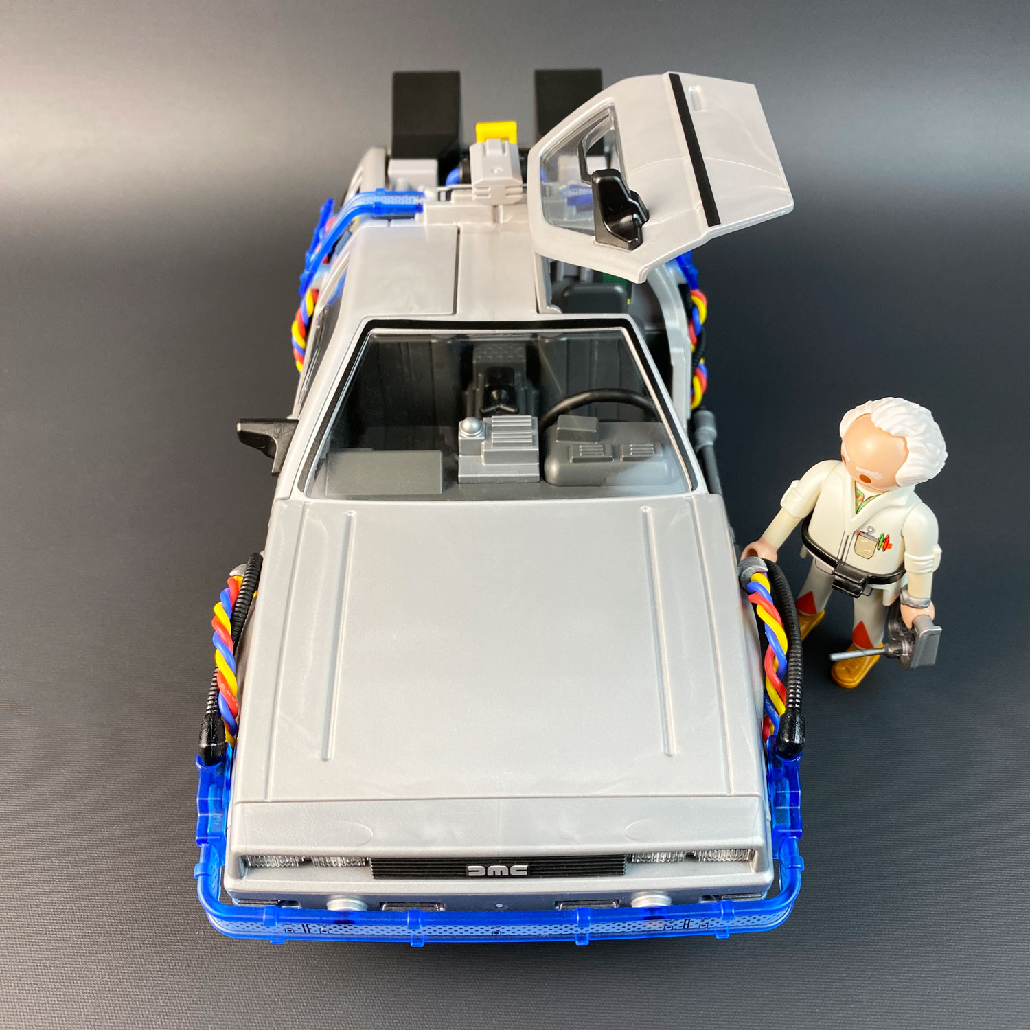 Model Playmobil DeLorean with flux wires and Doc model