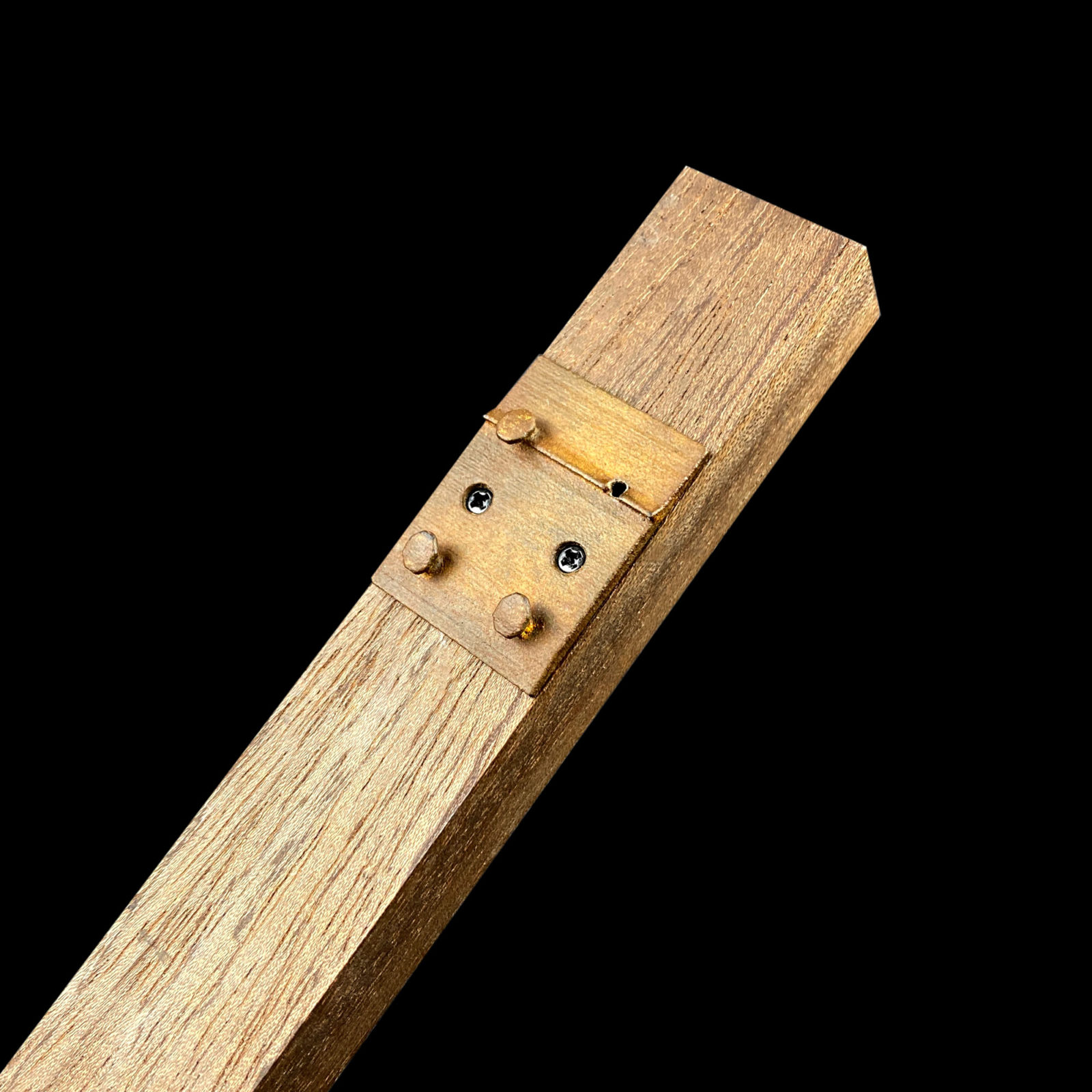 Tie plate on a wooden tie from Railroad mod