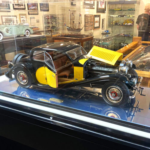 Big scale models exhibited at Forney Museum