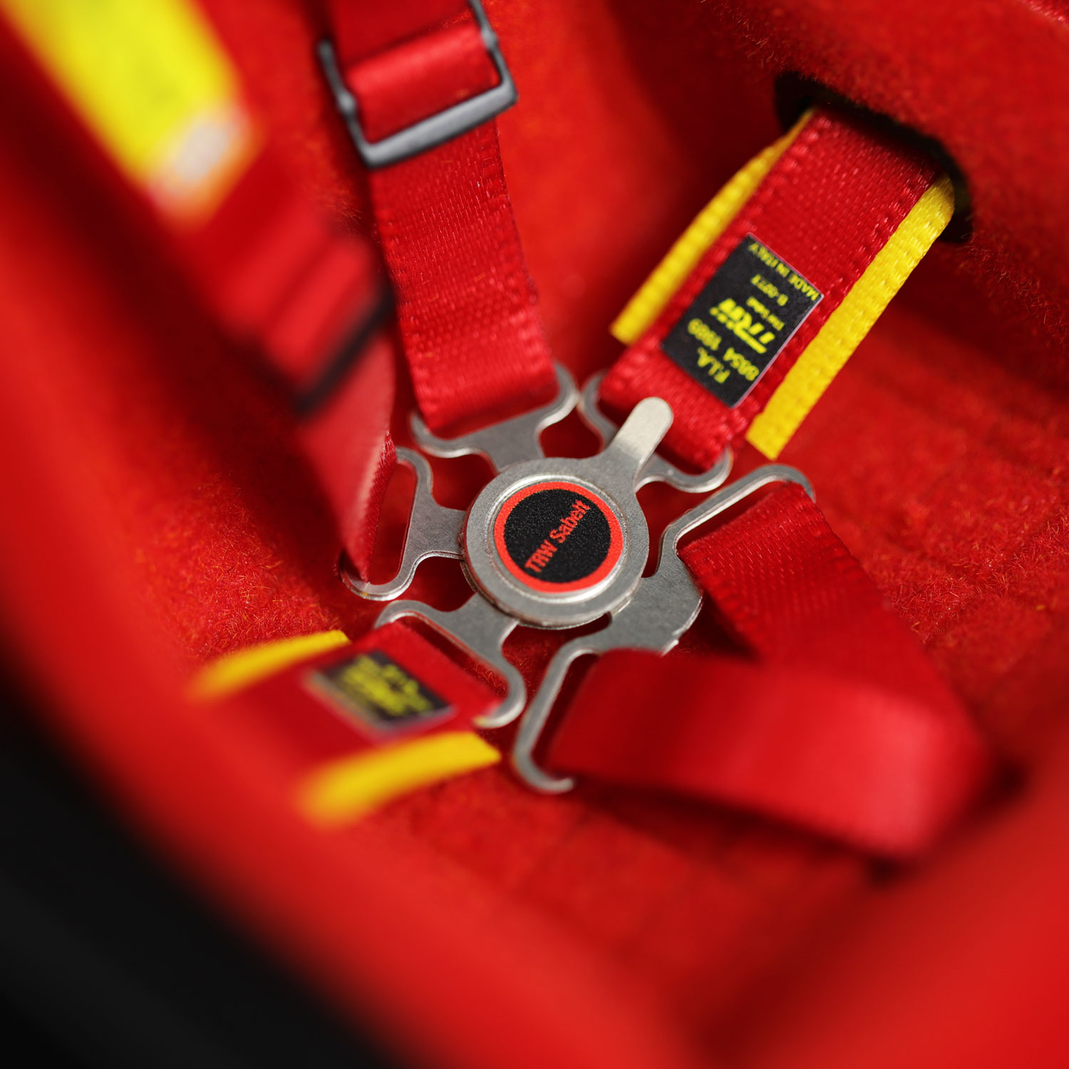 Ferrari F40 Sabelt Harness clasp