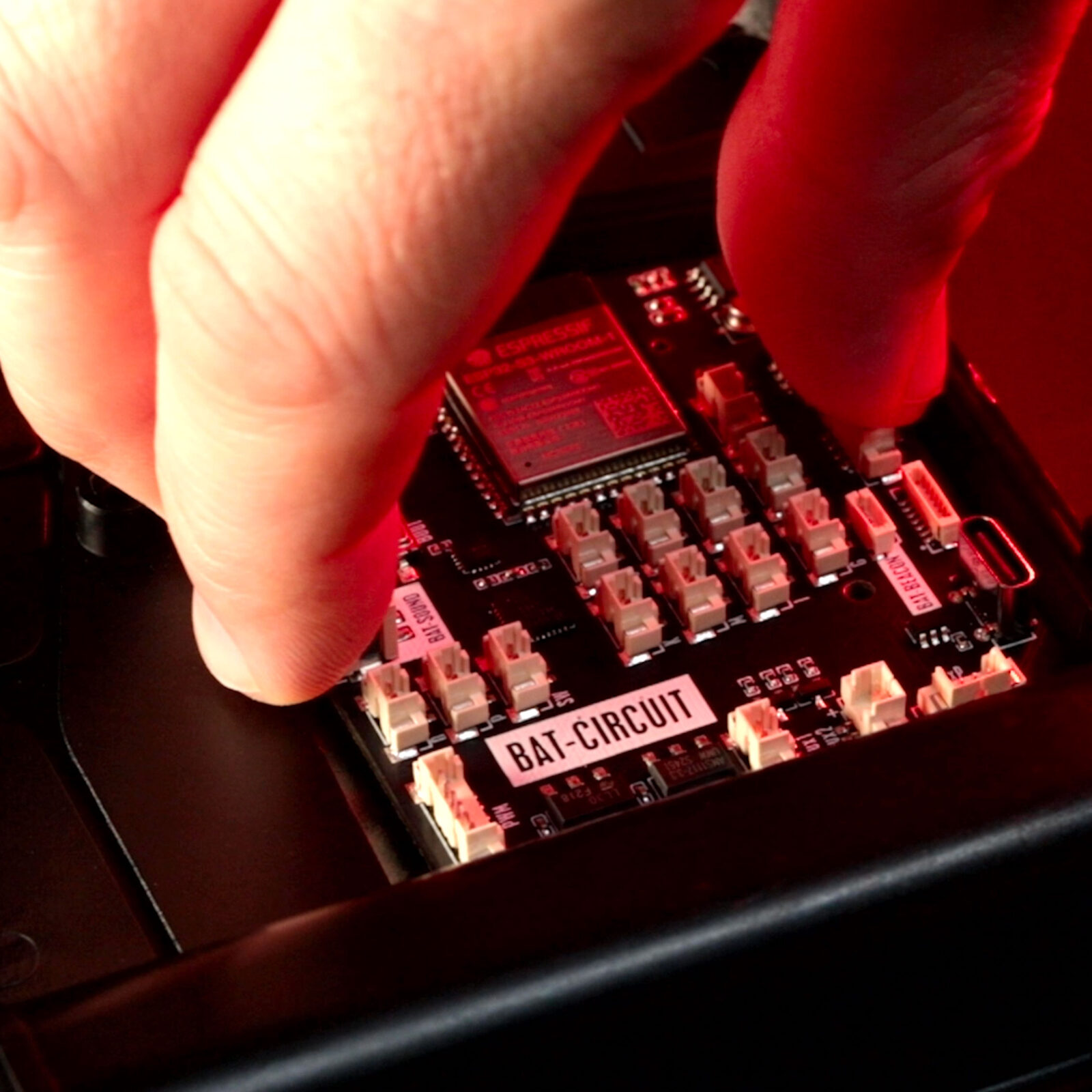 Bat-Circuit Ultimate Electronic Kit